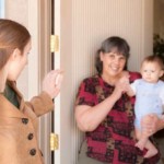 ¿Quién se queda con los chicos en casa?